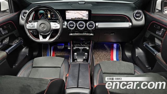 Mercedes-Benz GLB-Class 2021 — Şəkil 7/20