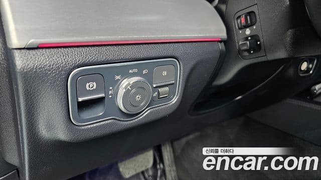 Mercedes-Benz GLE-Class 2019 — ფოტო 12/20