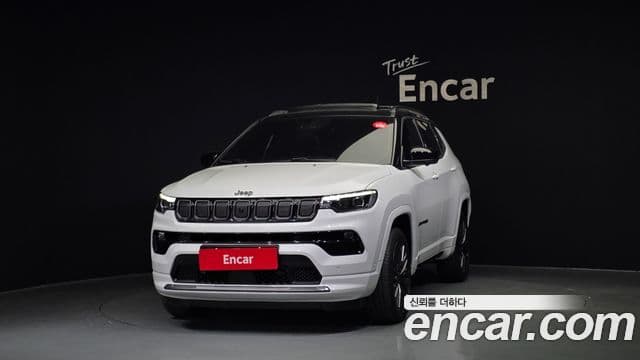 Jeep Compass 2022 — ფოტო 3/20