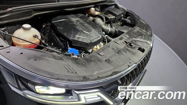 Kia Carnival 2020 — ფოტო 6/20