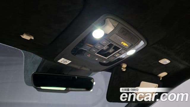 Kia Carnival 2020 — ფოტო 18/20