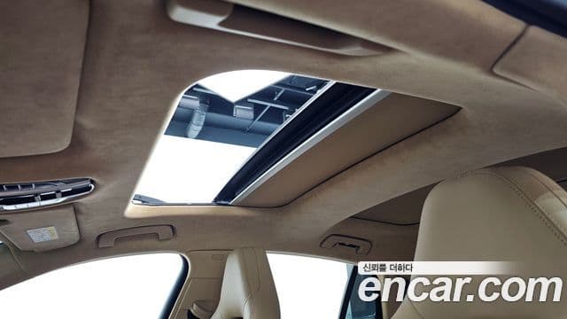 Porsche Panamera 2020 — Şəkil 16/20