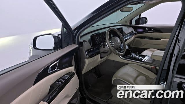 Kia Carnival 2021 — Şəkil 10/20