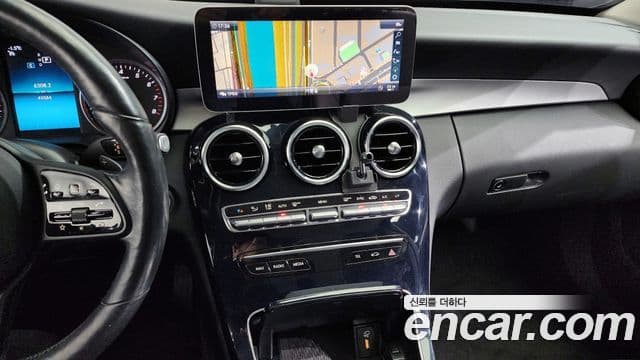 Mercedes-Benz C-Class 2019 — Фото 15/20