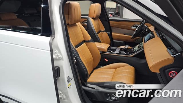 Land Rover Range Rover Velar 2021 — ფოტო 10/20