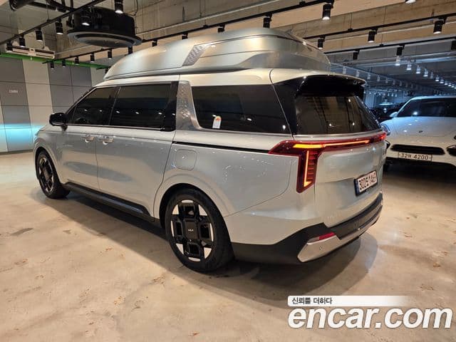 Kia Carnival 2024 — ფოტო 3/20