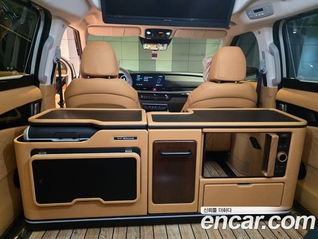Kia Carnival 2024 — фото 10 из 20