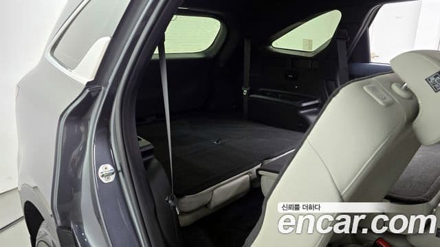 Kia Sorento 2022 — ფოტო 13/20