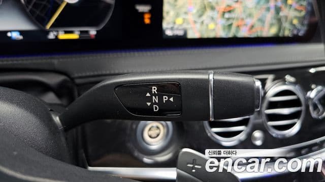 Mercedes-Benz S-Class 2018 — ფოტო 16/20