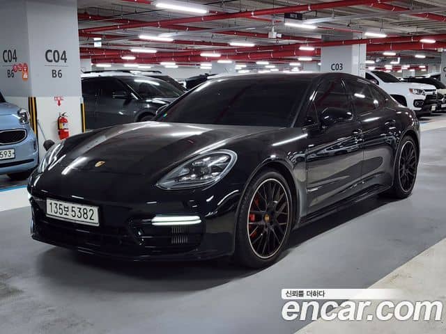 Porsche Panamera, 2020