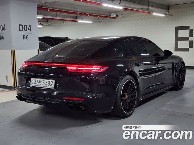 Porsche Panamera 2020 — Photo 5/20
