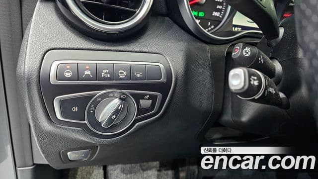 Mercedes-Benz GLC-Class 2019 — ფოტო 16/20