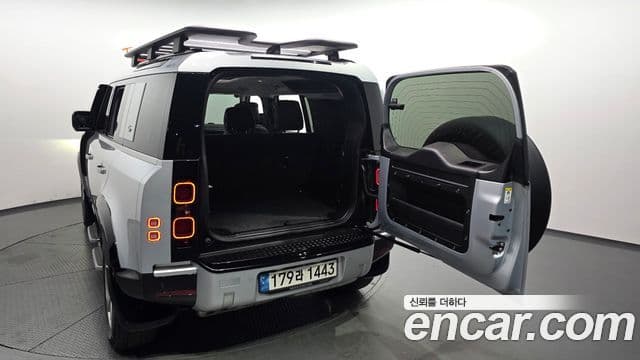 Land Rover Defender 2022 — фото 20 из 20