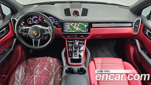 Porsche Cayenne 2023 — Photo 3/20