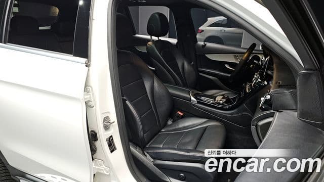 Mercedes-Benz GLC-Class 2021 — Şəkil 10/20