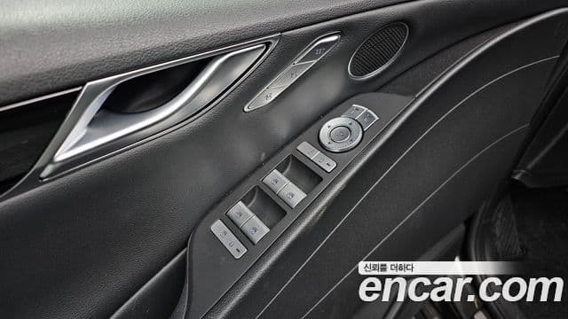 Genesis Electrified G80 2022 — Şəkil 17/20
