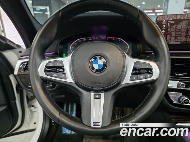 BMW 5 Series 2021 — Şəkil 14/20