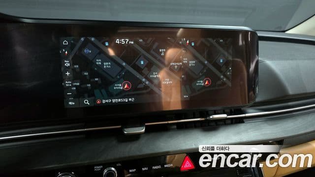 Kia Carnival 2022 — ფოტო 14/20