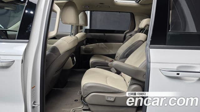 Kia Carnival 2025 — ფოტო 12/20