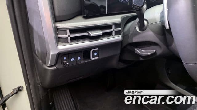 Hyundai Santa Fe 2024 — фото 15 из 20