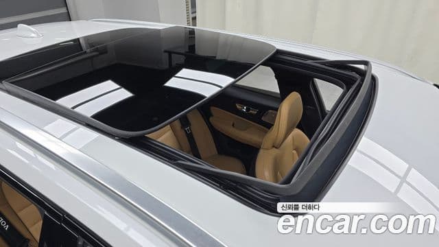 Volvo V60 Cross Country 2021 — Şəkil 12/20