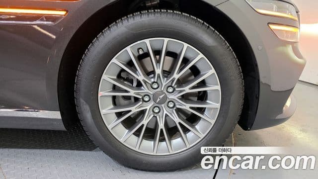 Genesis Electrified G80 2024 — Şəkil 5/20