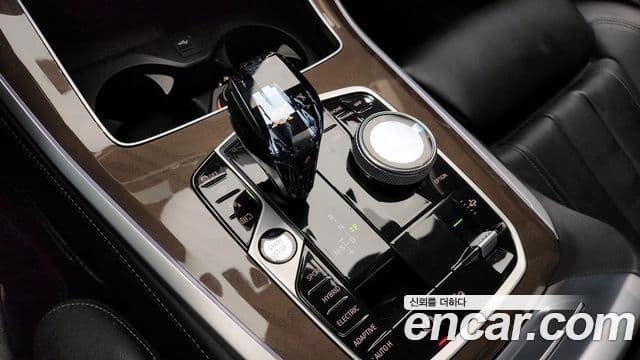 BMW X5 2021 — фото 9 из 20