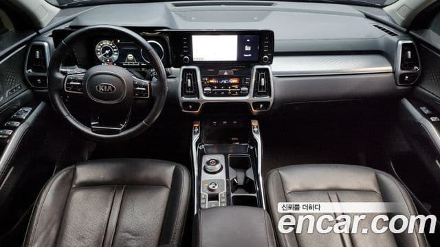 Kia Sorento 2021 — Фото 7/20