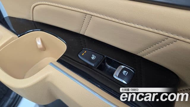 Kia Sorento 2021 — ფოტო 19/20
