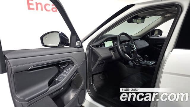 Land Rover Range Rover Evoque 2021 — ფოტო 13/20