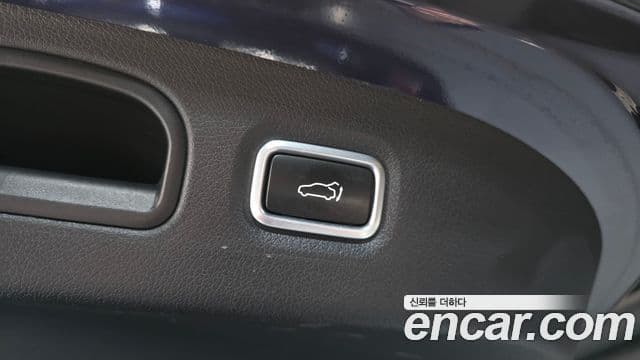 Kia Stinger 2020 — ფოტო 20/20