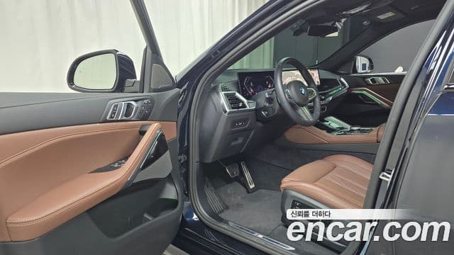 BMW X6 2025 — Photo 13/20