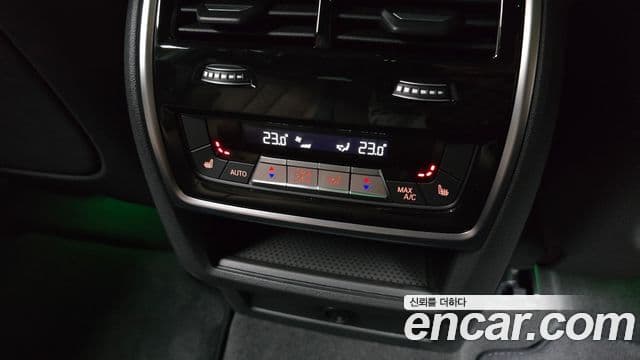 BMW X6 2025 — Photo 7/20