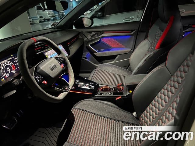 Audi RS3 2025 — Photo 15/16