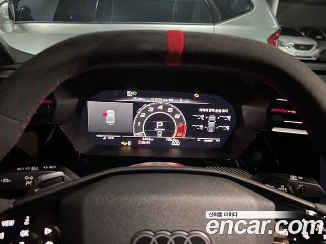 Audi RS3 2025 — Photo 10/16