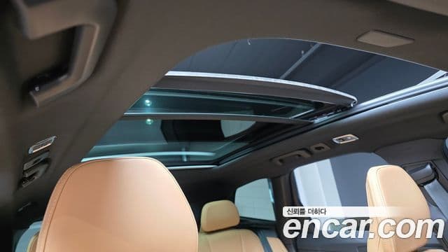 Volvo XC60 2021 — Şəkil 18/20