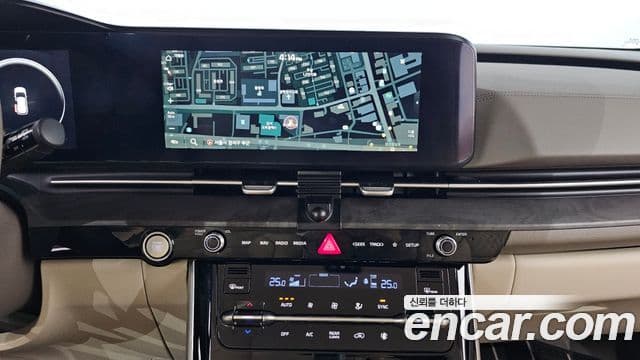 Kia Carnival 2023 — Şəkil 14/20