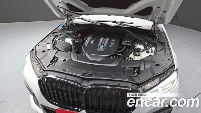BMW 7 Series 2020 — ფოტო 5/20