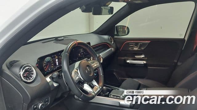 Mercedes-Benz GLB-Class 2022 — Фото 7/20