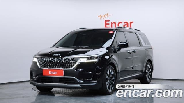Kia Carnival 2023 — Фото 1/20