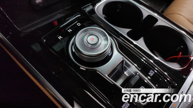 Kia Carnival 2023 — Фото 9/20