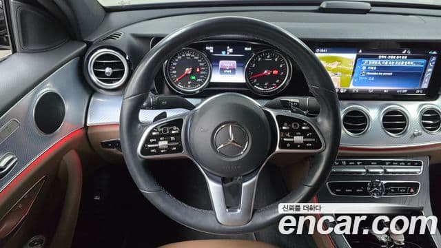 Mercedes-Benz E-Class 2020 — Şəkil 13/20