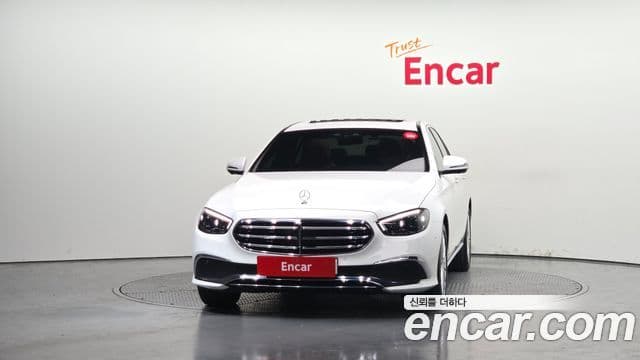 Mercedes-Benz E-Class 2023 — Şəkil 3/20