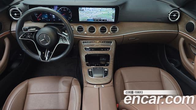Mercedes-Benz E-Class 2023 — Şəkil 7/20