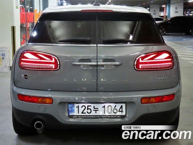 Mini Cooper Clubman 2021 — Şəkil 16/19