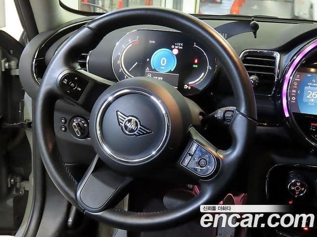 Mini Cooper Clubman 2021 — Şəkil 19/19