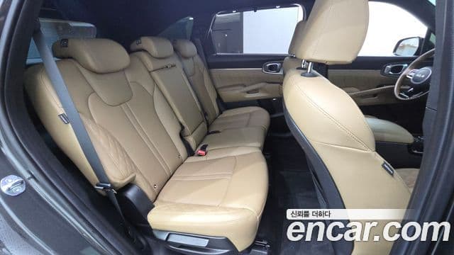 Kia Sorento 2023 — Şəkil 12/20