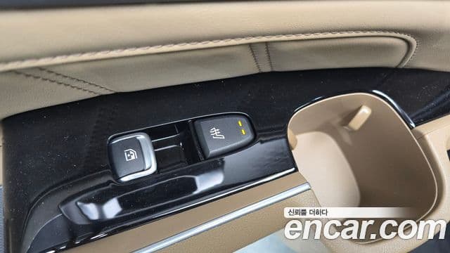 Kia Sorento 2023 — Şəkil 19/20