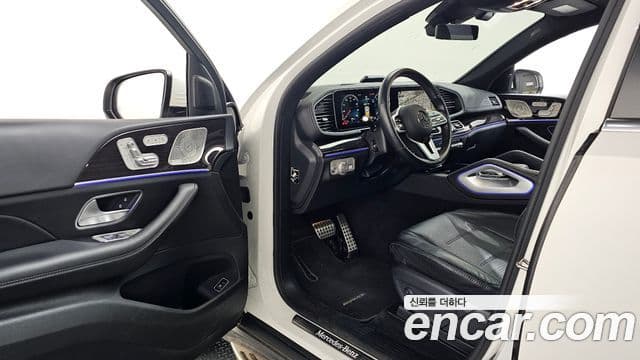 Mercedes-Benz GLE-Class 2023 — Фото 10/20