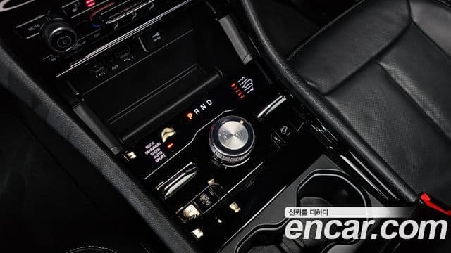 Jeep Grand Cherokee 2023 — Şəkil 9/20